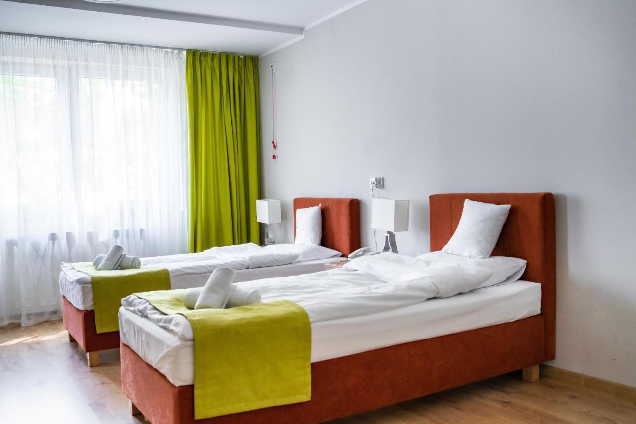 Centrum Rehabilitacji Spolecznej I Zawodowej Zaz Sloneczne Wzgorze 타르노프 외부 사진