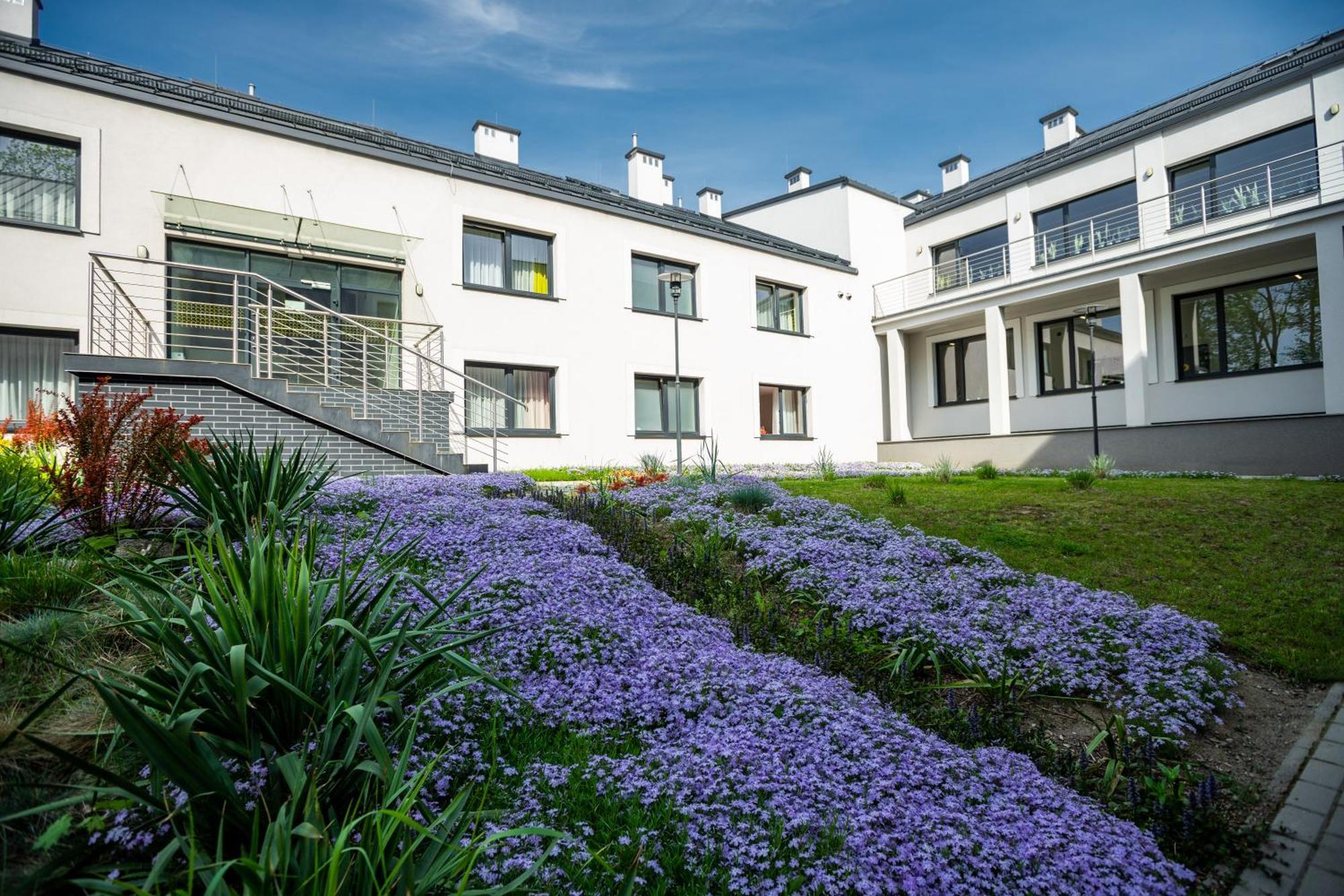Centrum Rehabilitacji Spolecznej I Zawodowej Zaz Sloneczne Wzgorze 타르노프 외부 사진
